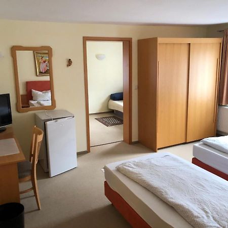 Monteurzimmer Thalfried Рула Екстериор снимка